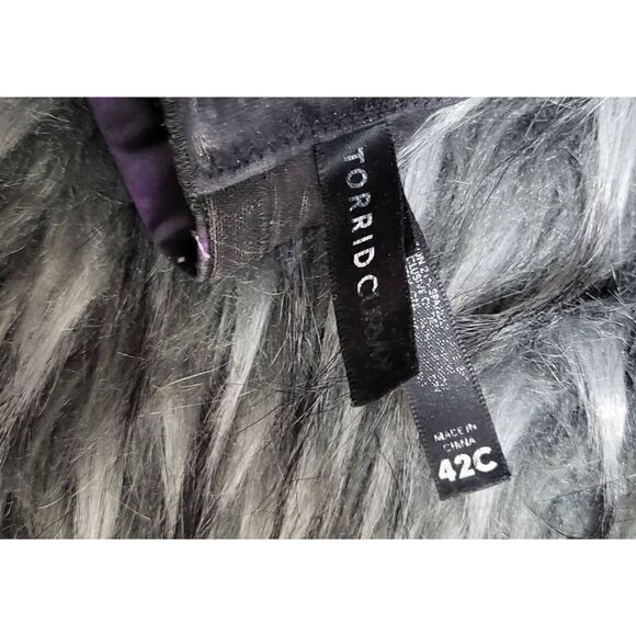 COPY - Torrid bra  - Picture 2 of 5